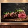 Rôti de bœuf au romarin — 90 × 60 cm — Plexiglas — Vue de face. Mise en situation indicative.